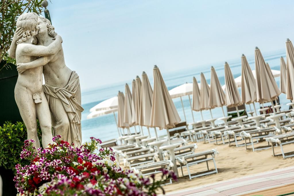 Luxor E Cairo The Beach Resort Lido di Jesolo Exterior photo