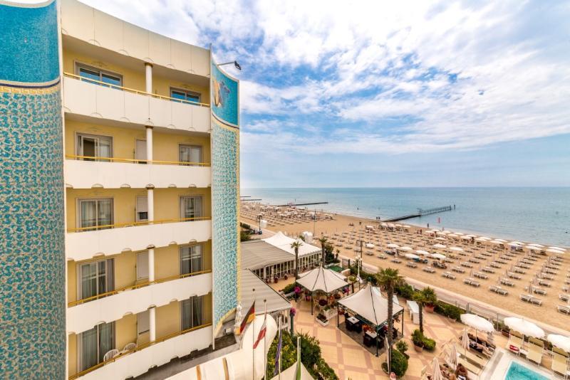 Luxor E Cairo The Beach Resort Lido di Jesolo Exterior photo