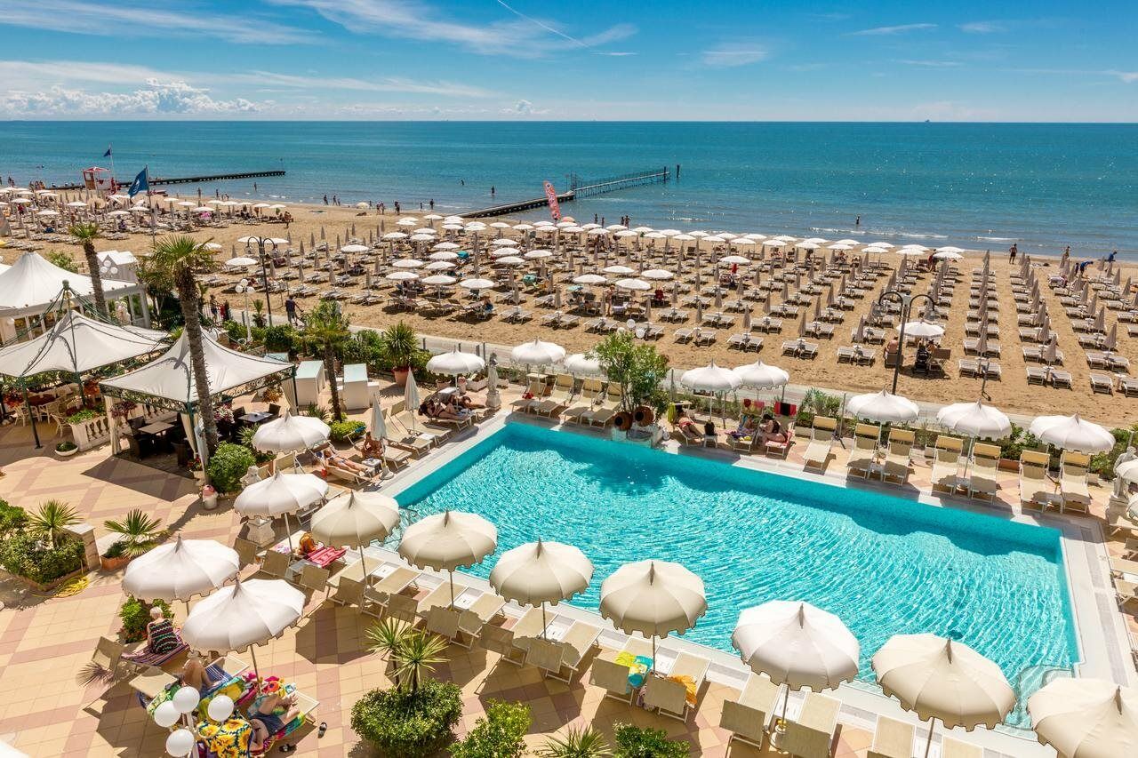 Luxor E Cairo The Beach Resort Lido di Jesolo Exterior photo